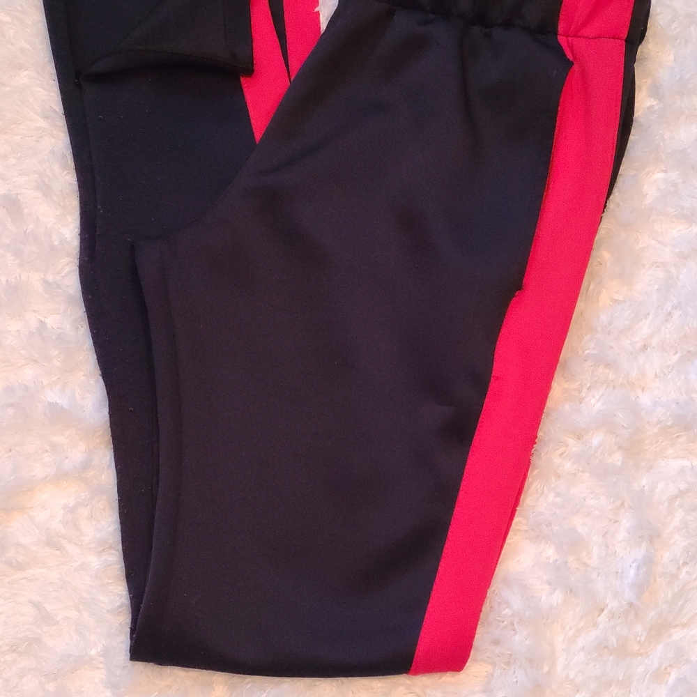 EPTM Sweatpants - Picture 7 of 9